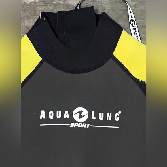 Aqua Lung Kid’s Wetsuit - Picture 3 of 6